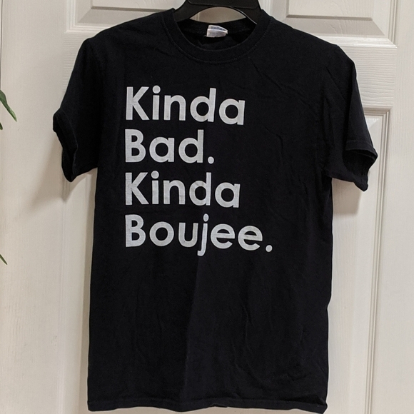 Jerzees Women's Black Short Sleeve Graphic Tee Size Small - Picture 1 of 6